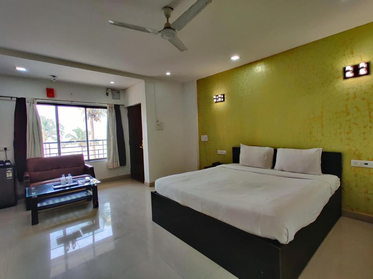 Golden Chariot Hotel Daman Exteriér fotografie